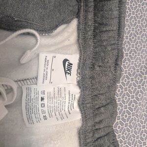 Dark grey Nike men shorts